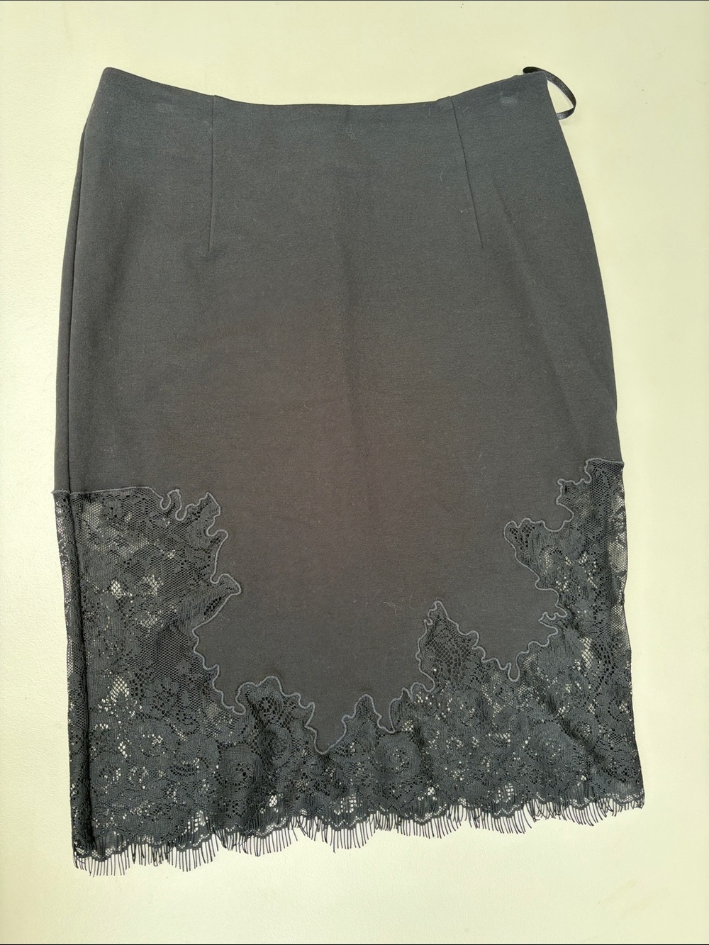 Body by Victoria Victoria's Secret Black Lace-Trim Pencil Skirt 8